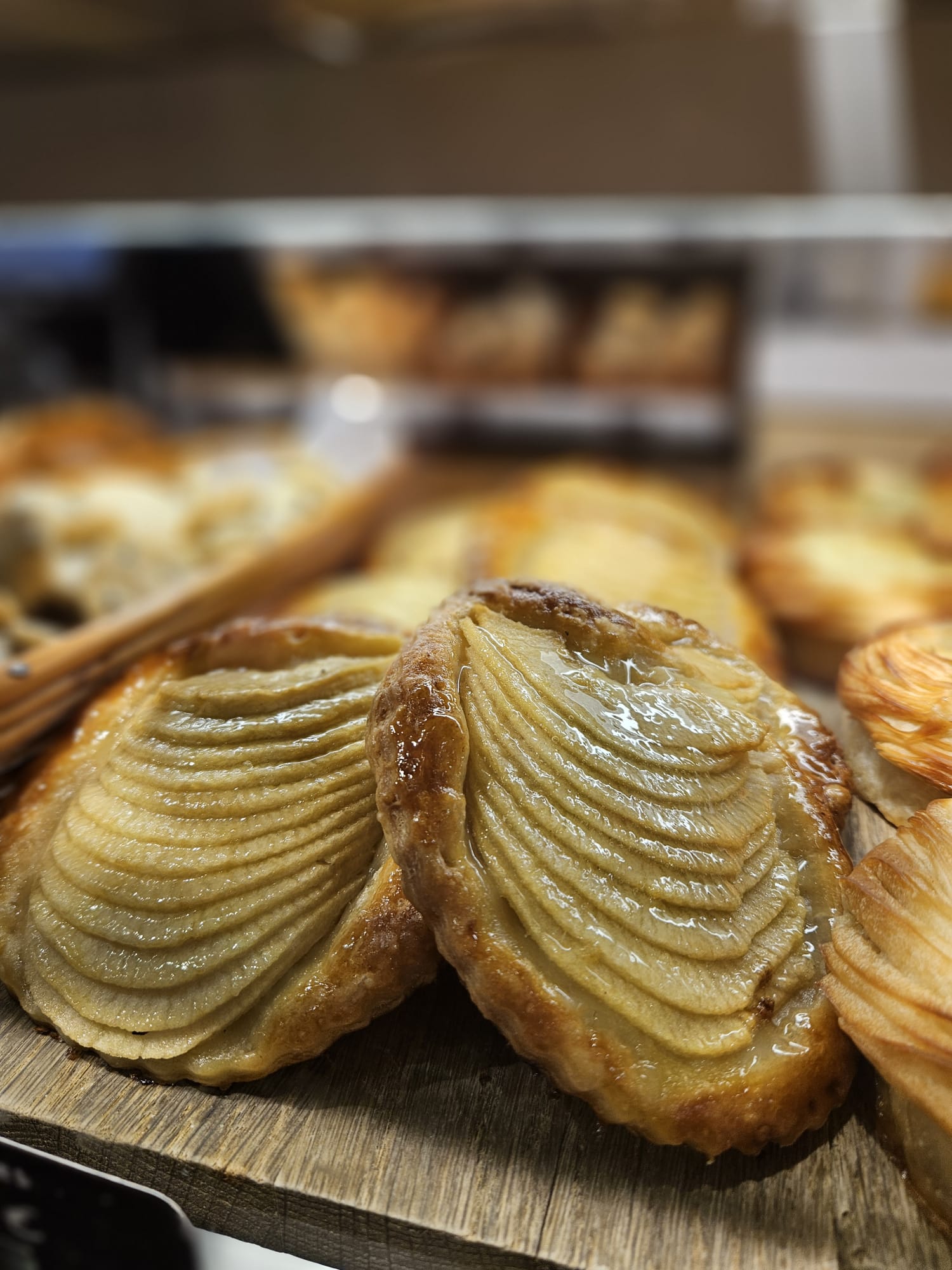 Tarte fine aux pommes – Mödling Noppe Boulangerie